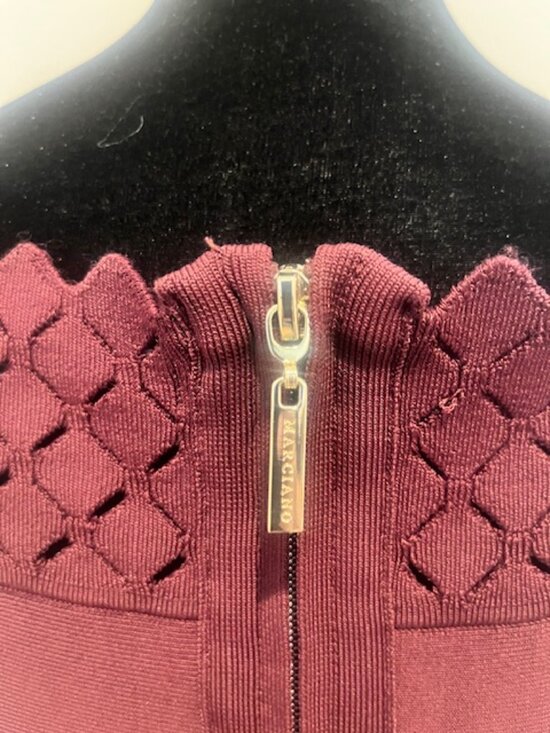 ✨ Marciano by Guess Knit Bodycon Dress – Size Medium (Runs Small) ✨  Turn heads - Picture 8 of 9